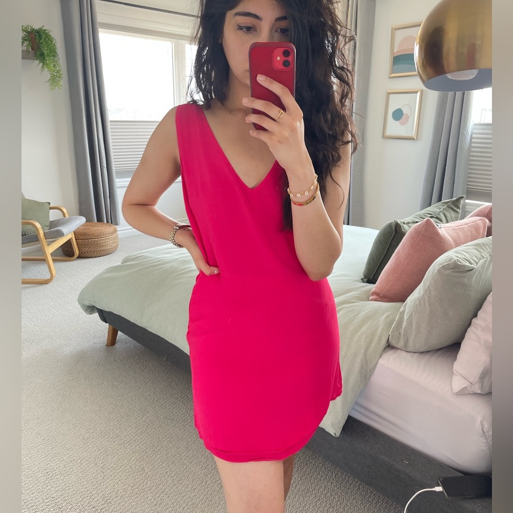 SOLD - Aritzia Little Moon Stellera Barbie Pink Dress